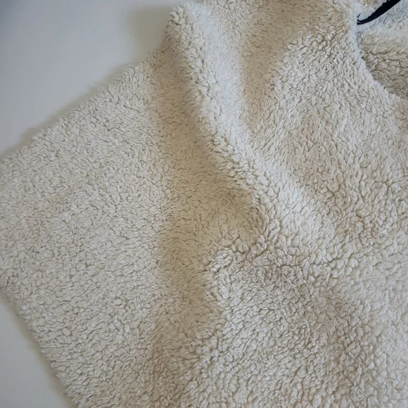 Vest For Womens Faux Leather, Black, Faux Fur, "Celle" 42 Chest - Picture 8 of 12